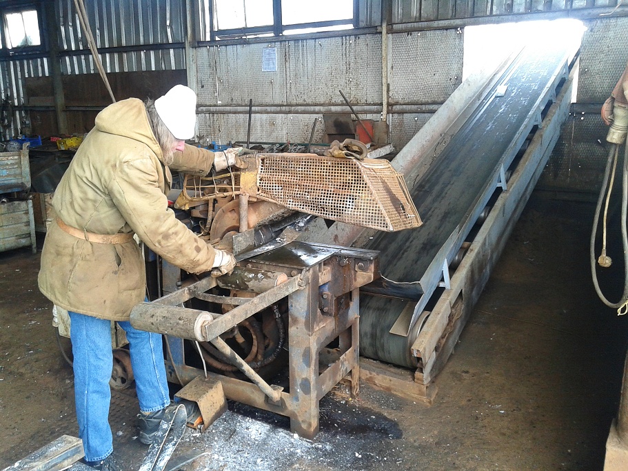 Výroba kupolu strojem kajman
